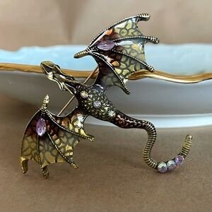 ✨Betsey Johnson Draco Brooch
